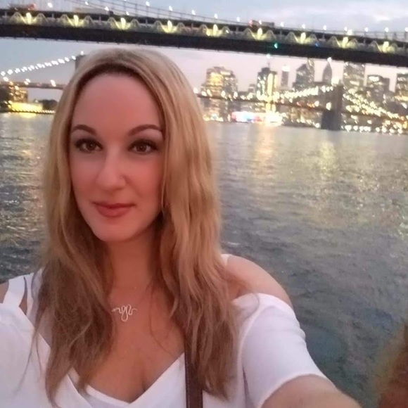 Meet your Posher, Jaime - Picture 1 of 1